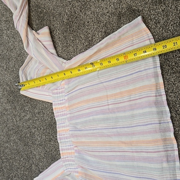 Bcbgeneration Women Chiffon Smocked Striped SquareStriped Sleeve blouse top sz S - Picture 6 of 8